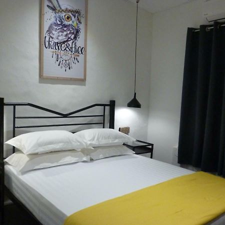 Ola Lavanderia Cafe Malacca Esterno foto